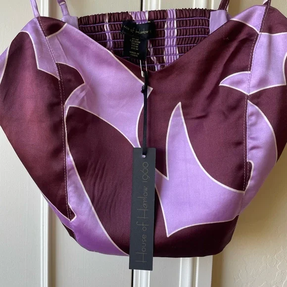NWT House of Harlow 1960 Burgundy Purple Retro Print Satin Cami Crop Top Medium - Picture 5 of 8